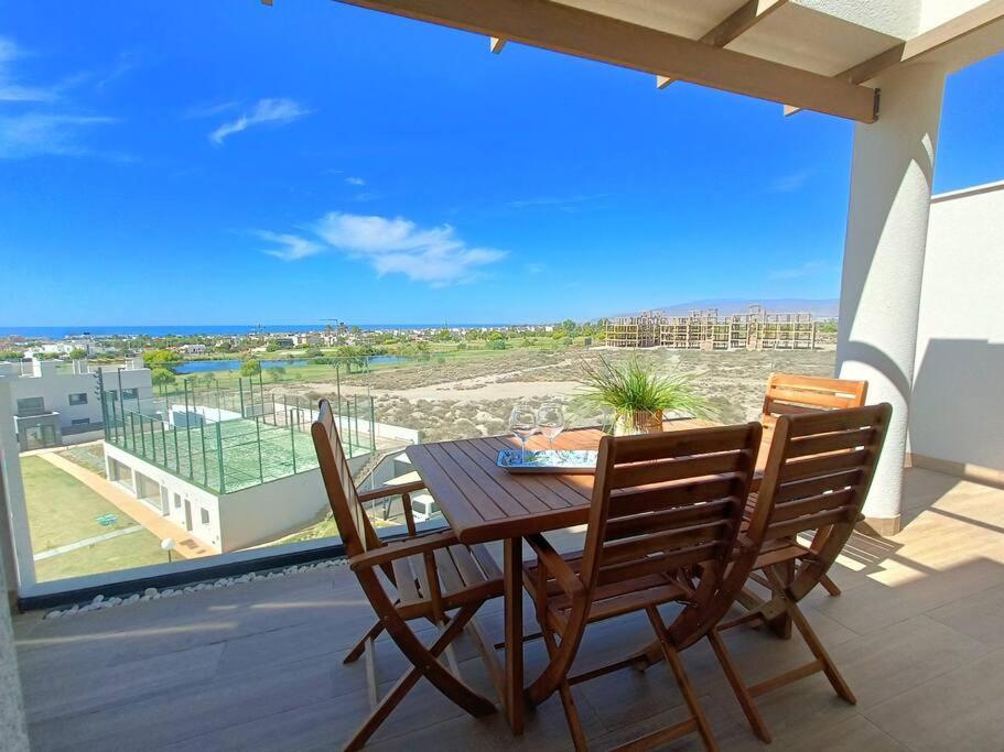 Nuevo Atico Toyo. Vistas Al Mar, Terraza, Solarium, Piscina, A/A, Wifi Y Garaje Apartment El Toyo Exterior photo