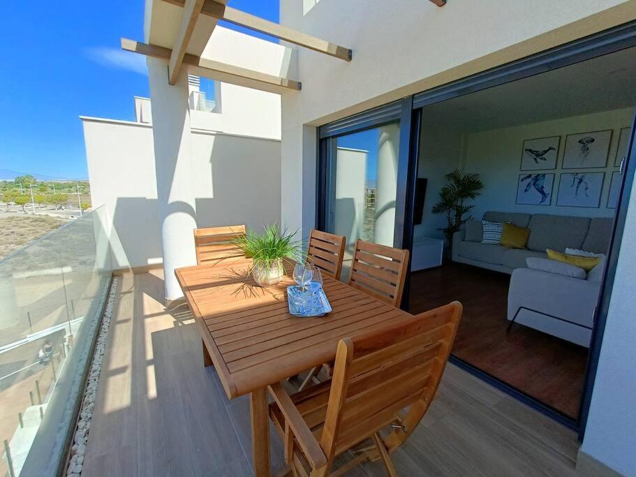 Nuevo Atico Toyo. Vistas Al Mar, Terraza, Solarium, Piscina, A/A, Wifi Y Garaje Apartment El Toyo Exterior photo