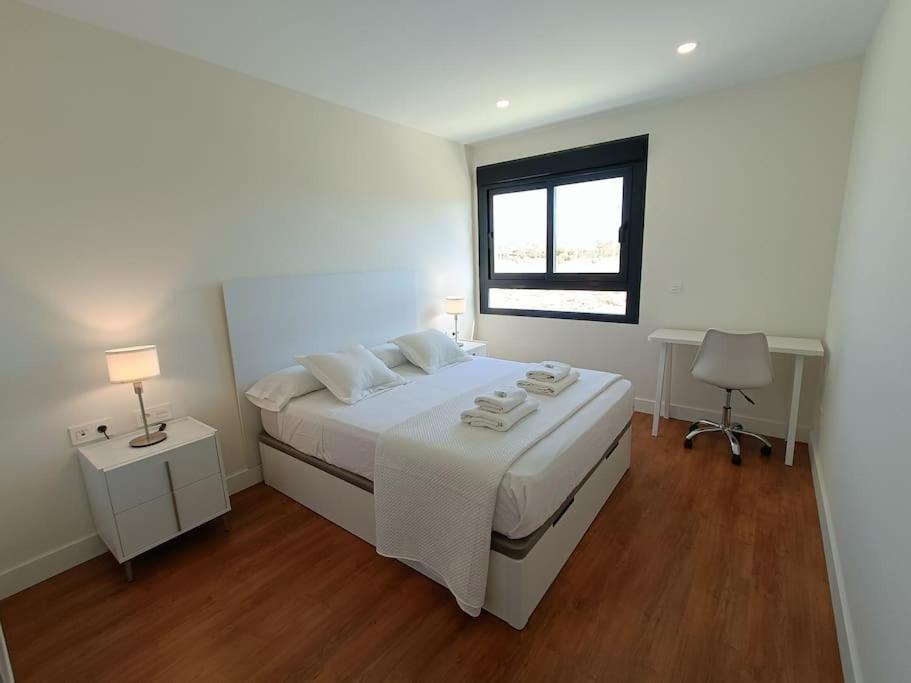 Nuevo Atico Toyo. Vistas Al Mar, Terraza, Solarium, Piscina, A/A, Wifi Y Garaje Apartment El Toyo Exterior photo