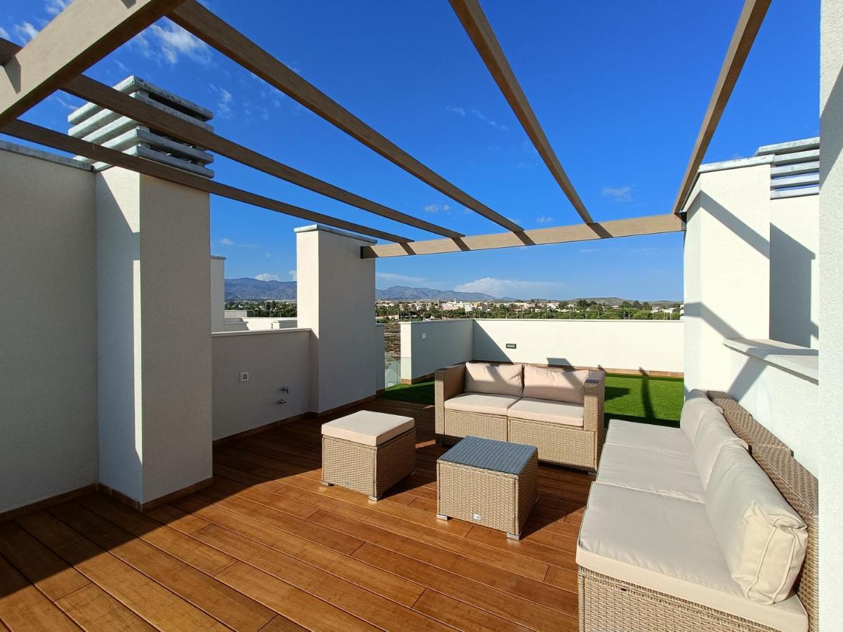 Nuevo Atico Toyo. Vistas Al Mar, Terraza, Solarium, Piscina, A/A, Wifi Y Garaje Apartment El Toyo Exterior photo